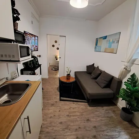 Barcelona Central Apartments-2
